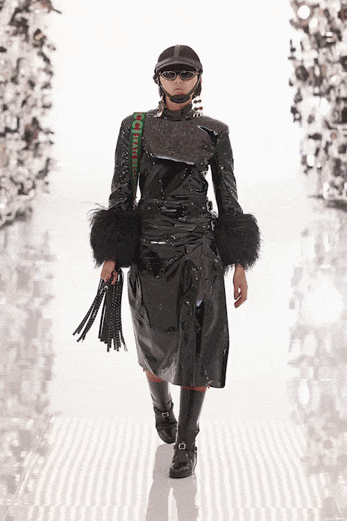 グッチ100周年-2021年から2022年秋まで RUNWAY マガジン