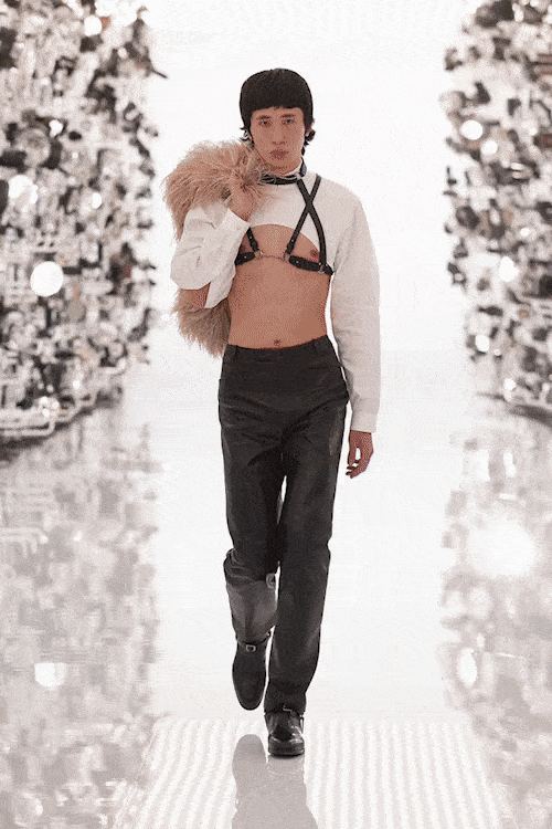 グッチ100周年-2021年から2022年秋まで RUNWAY マガジン