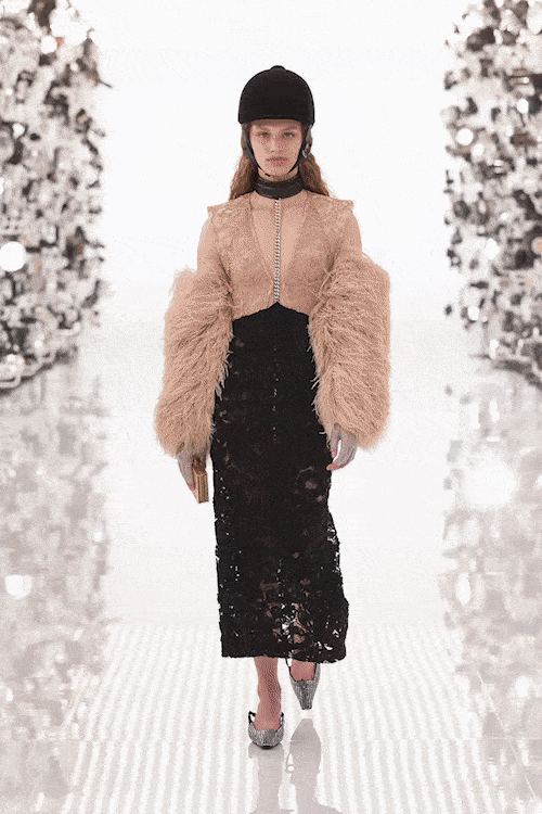 グッチ100周年-2021年から2022年秋まで RUNWAY マガジン