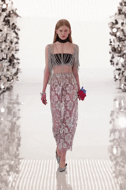 グッチ100周年-2021年から2022年秋まで RUNWAY マガジン