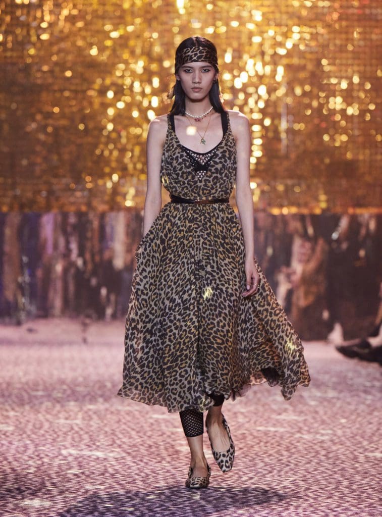 Dior Fall 2021 Shanghai by RUNWNAY MAGAZINE