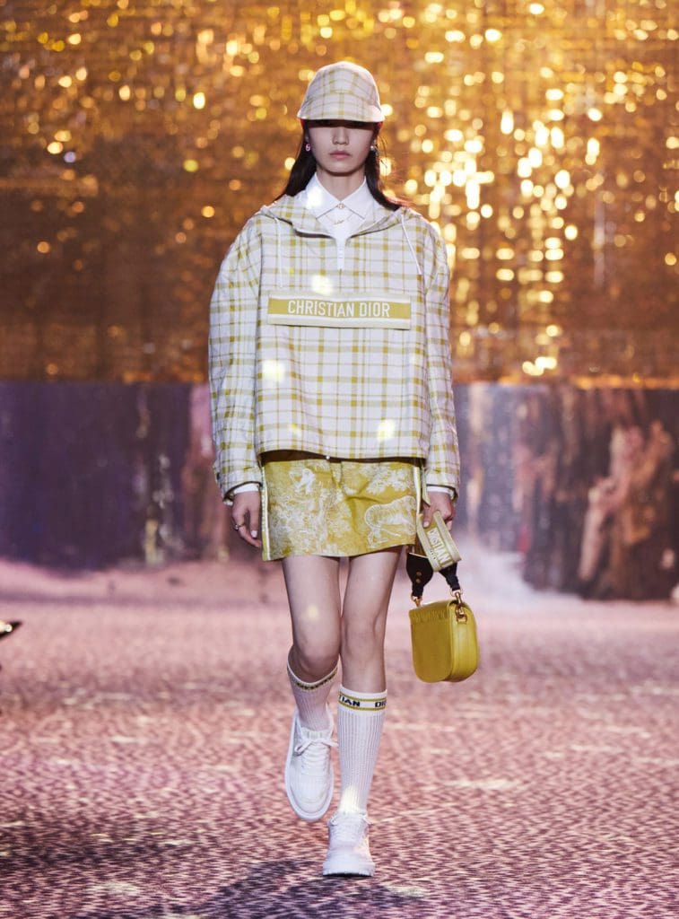 Dior Fall 2021 Shanghai by RUNWNAY MAGAZINE