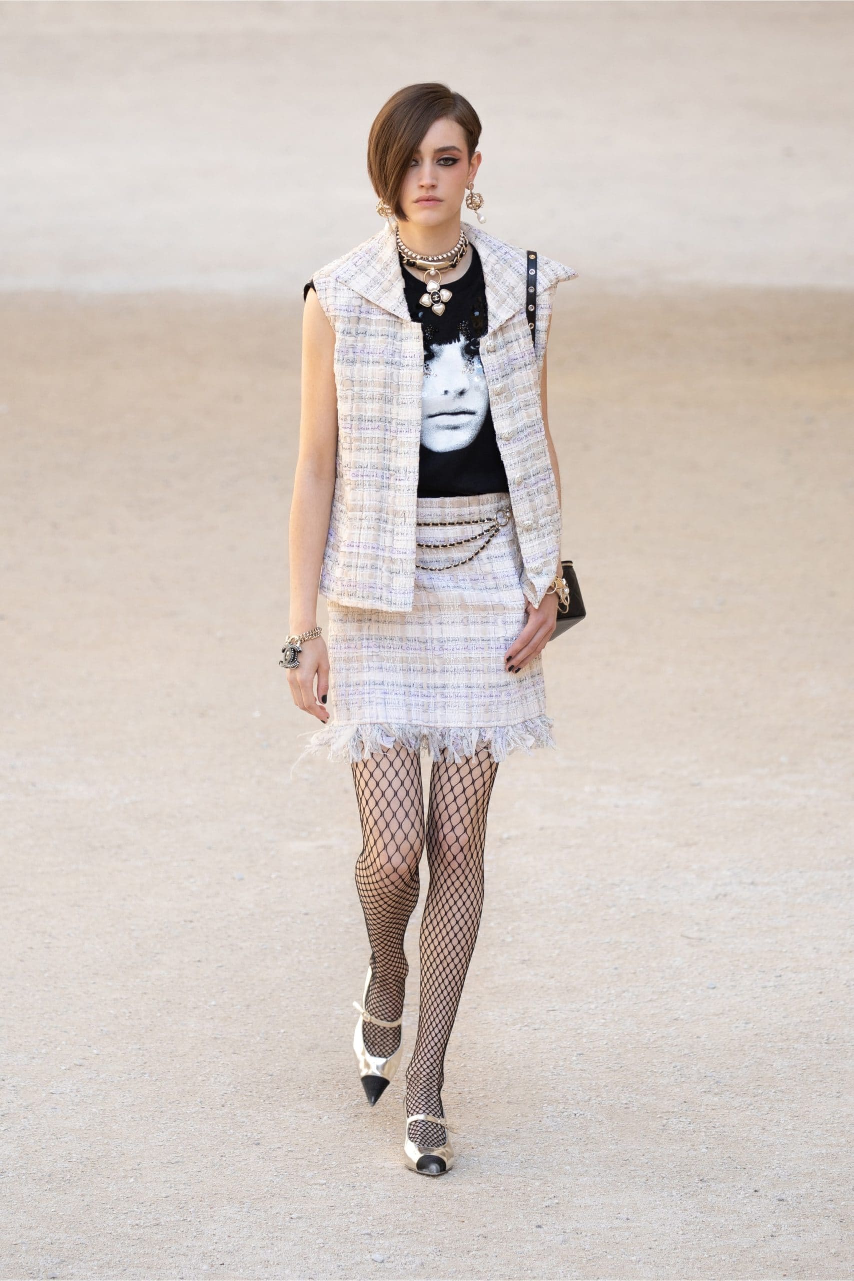 シャネルリゾート2022クルーズ RUNWAY マガジン