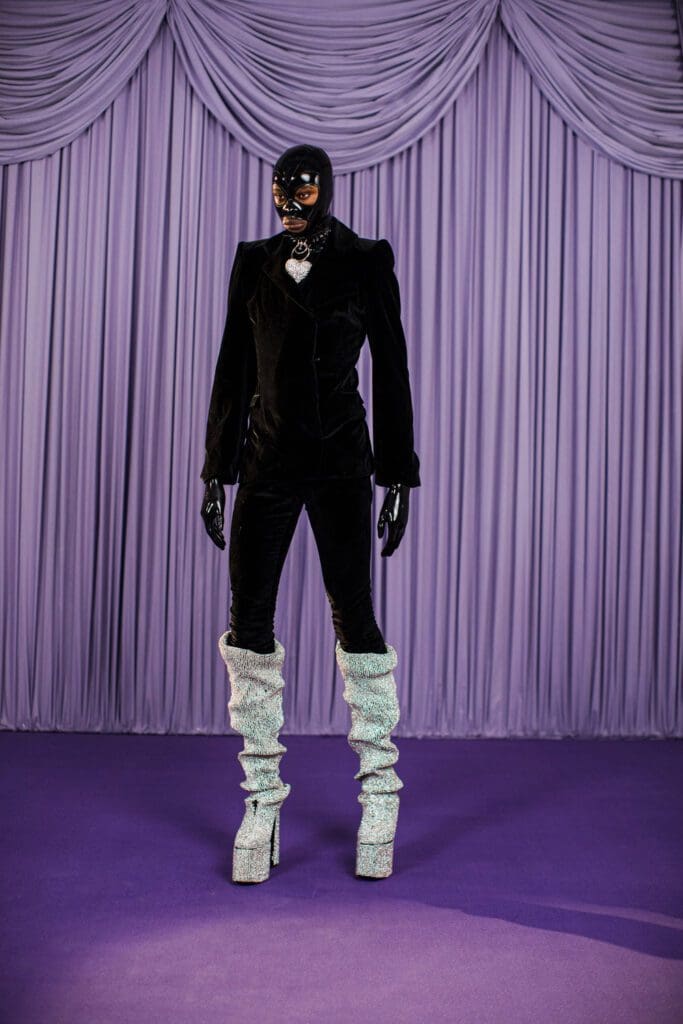Richard Quinn Fall Winter 2021-2022 by RUNWAY MAGAZINE