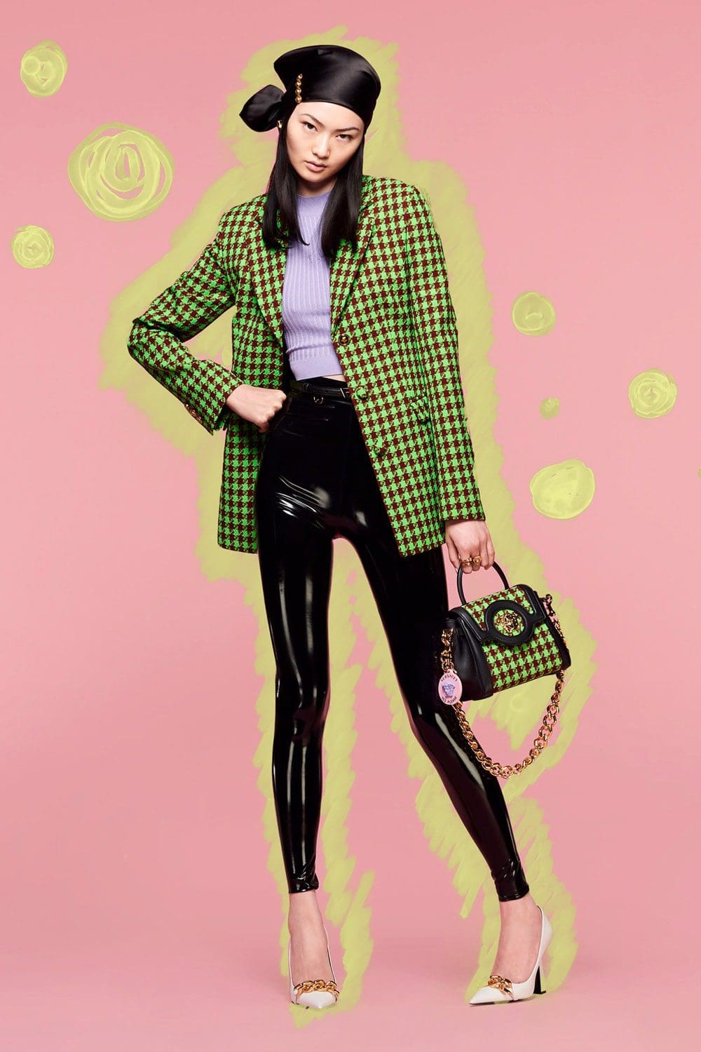 Versace Cruise 2022 Resort por RUNWAY REVISTA