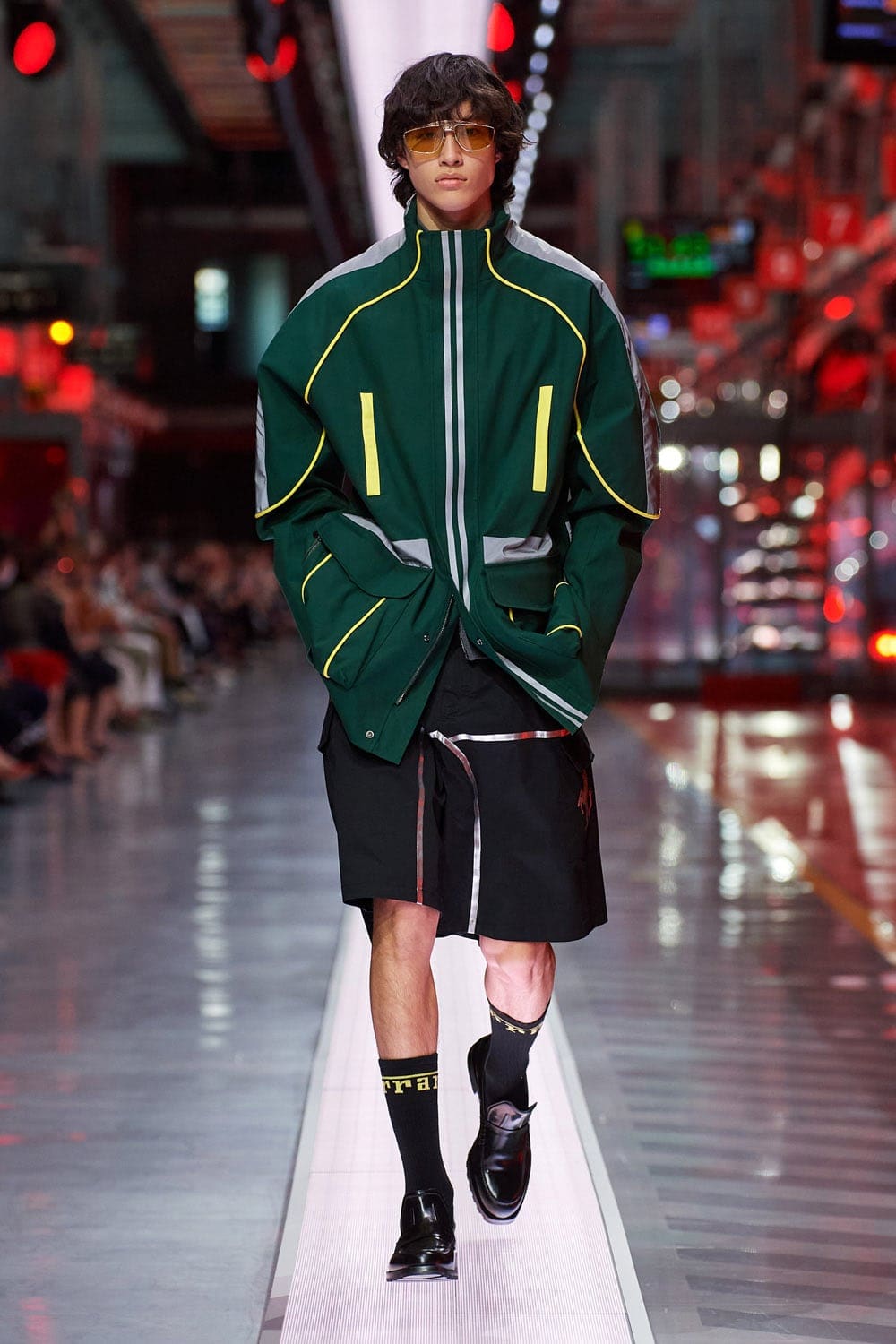 Ferrari First Fashion Show Primavera Verano 2022 por RUNWAY REVISTA