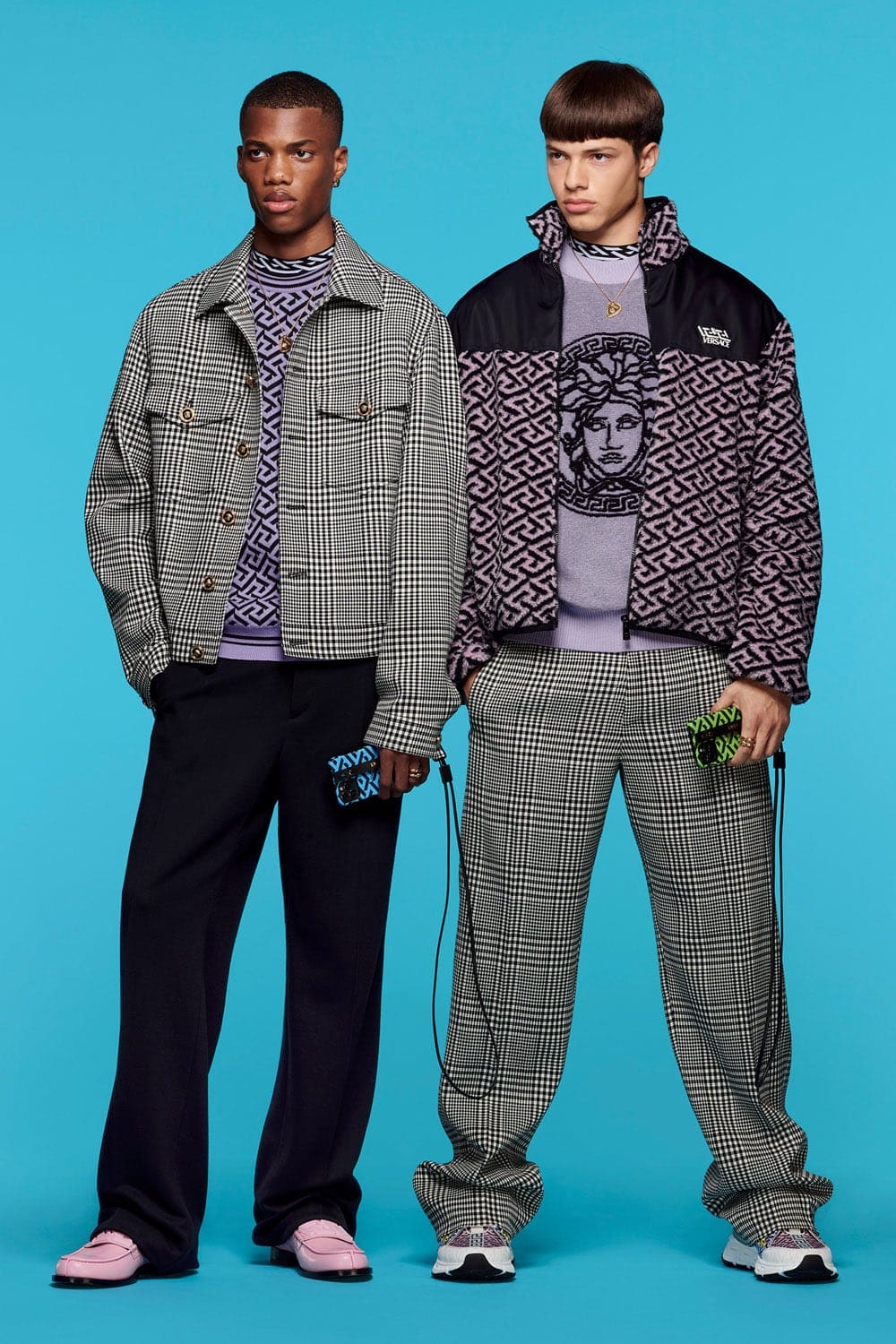 Versace Cruise 2022 Resort por RUNWAY REVISTA