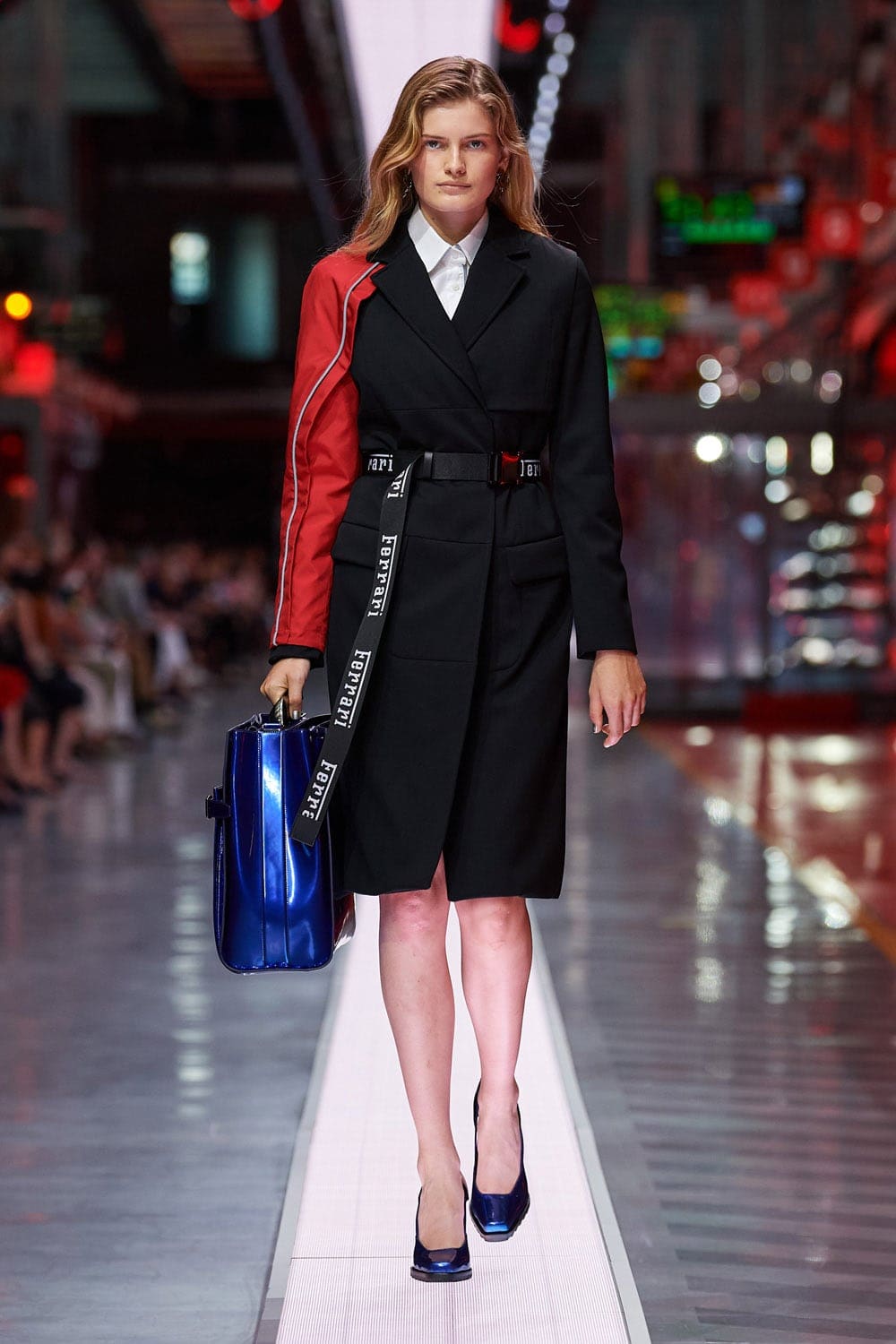 Ferrari First Fashion Show Primavera Verano 2022 por RUNWAY REVISTA