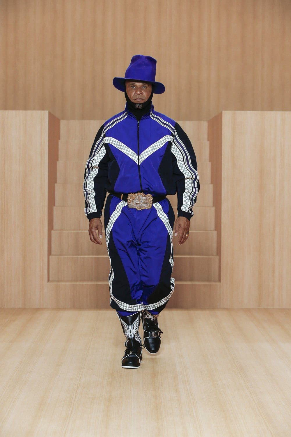 Louis Vuitton Spring Summer 2022 Men by RUNWAY MAGAZINE