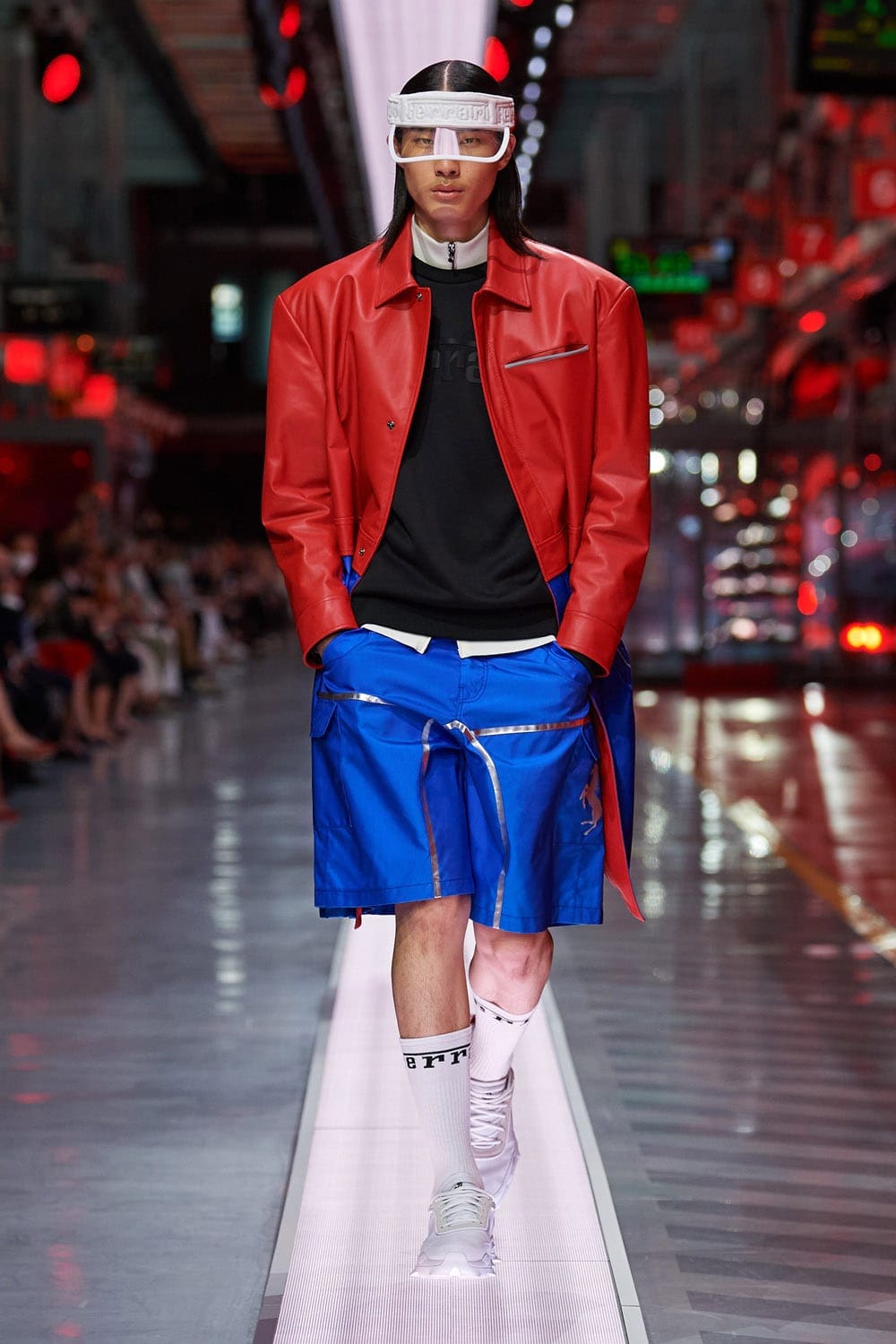 Ferrari First Fashion Show Primavera Verano 2022 por RUNWAY REVISTA