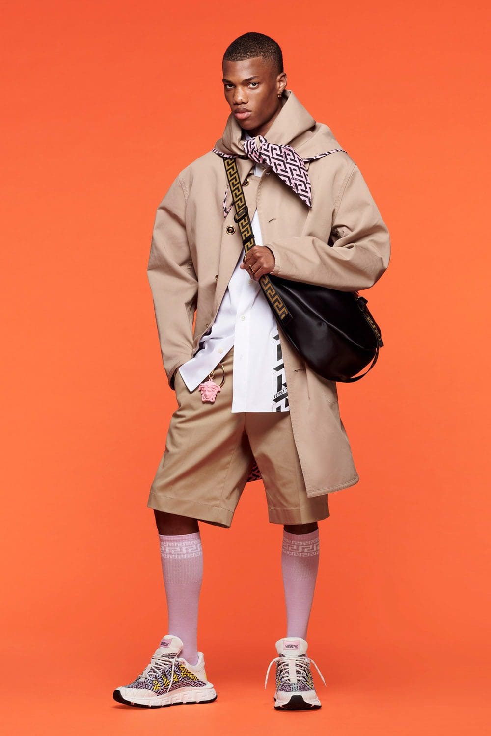 Versace Cruise 2022 Resort por RUNWAY REVISTA