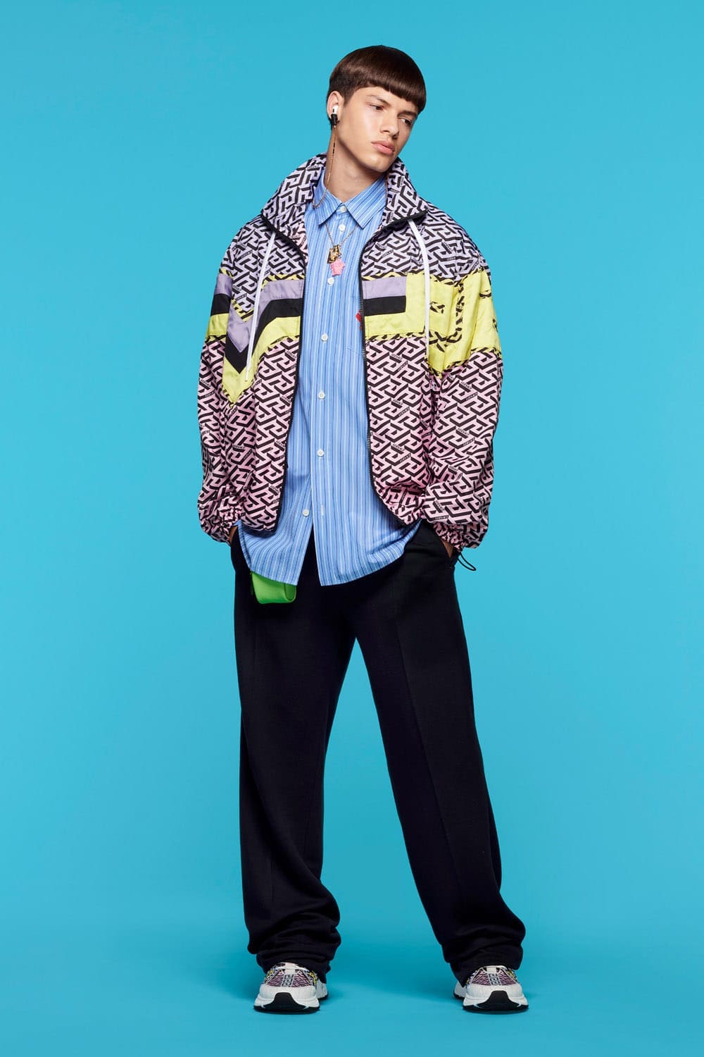 Versace Cruise 2022 Resort por RUNWAY REVISTA