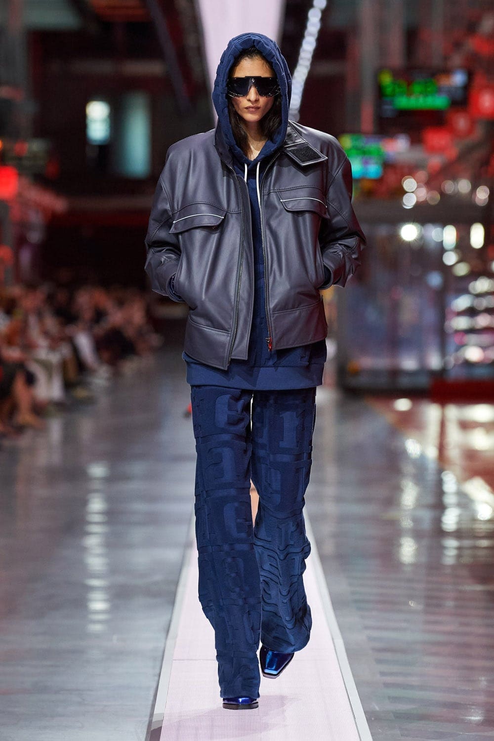 Ferrari First Fashion Show Primavera Verano 2022 por RUNWAY REVISTA