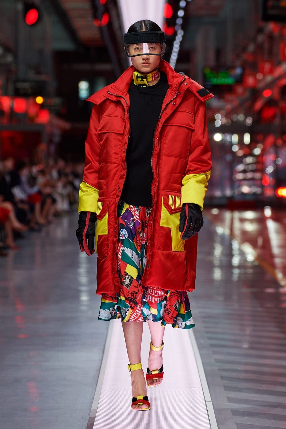 Ferrari First Fashion Show Primavera Verano 2022 por RUNWAY REVISTA