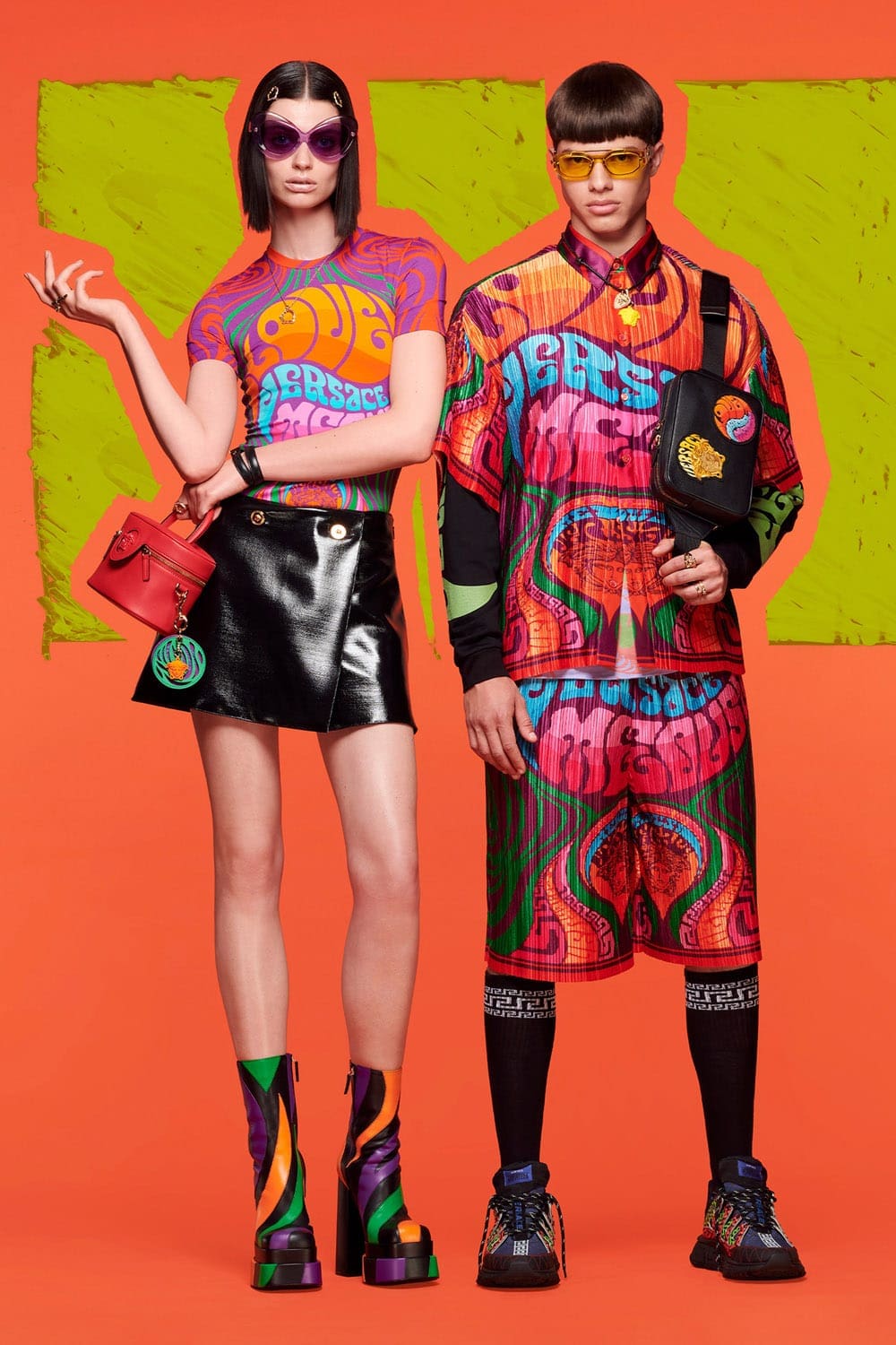 Versace Cruise 2022 Resort por RUNWAY REVISTA