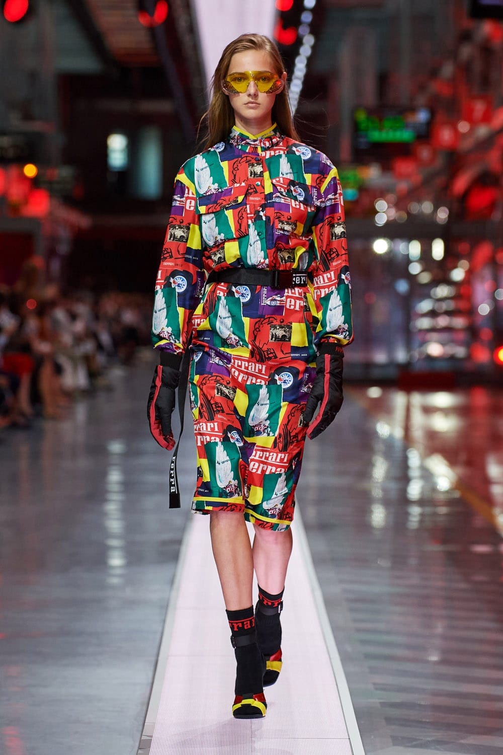Ferrari First Fashion Show Primavera Verano 2022 por RUNWAY REVISTA