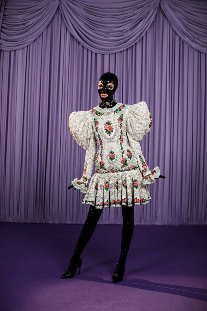 Richard Quinn Fall Winter 2021-2022 by RUNWAY MAGAZINE