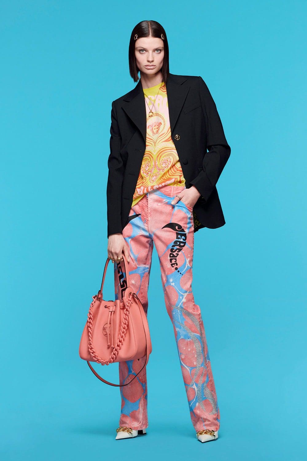 Versace Cruise 2022 Resort por RUNWAY REVISTA