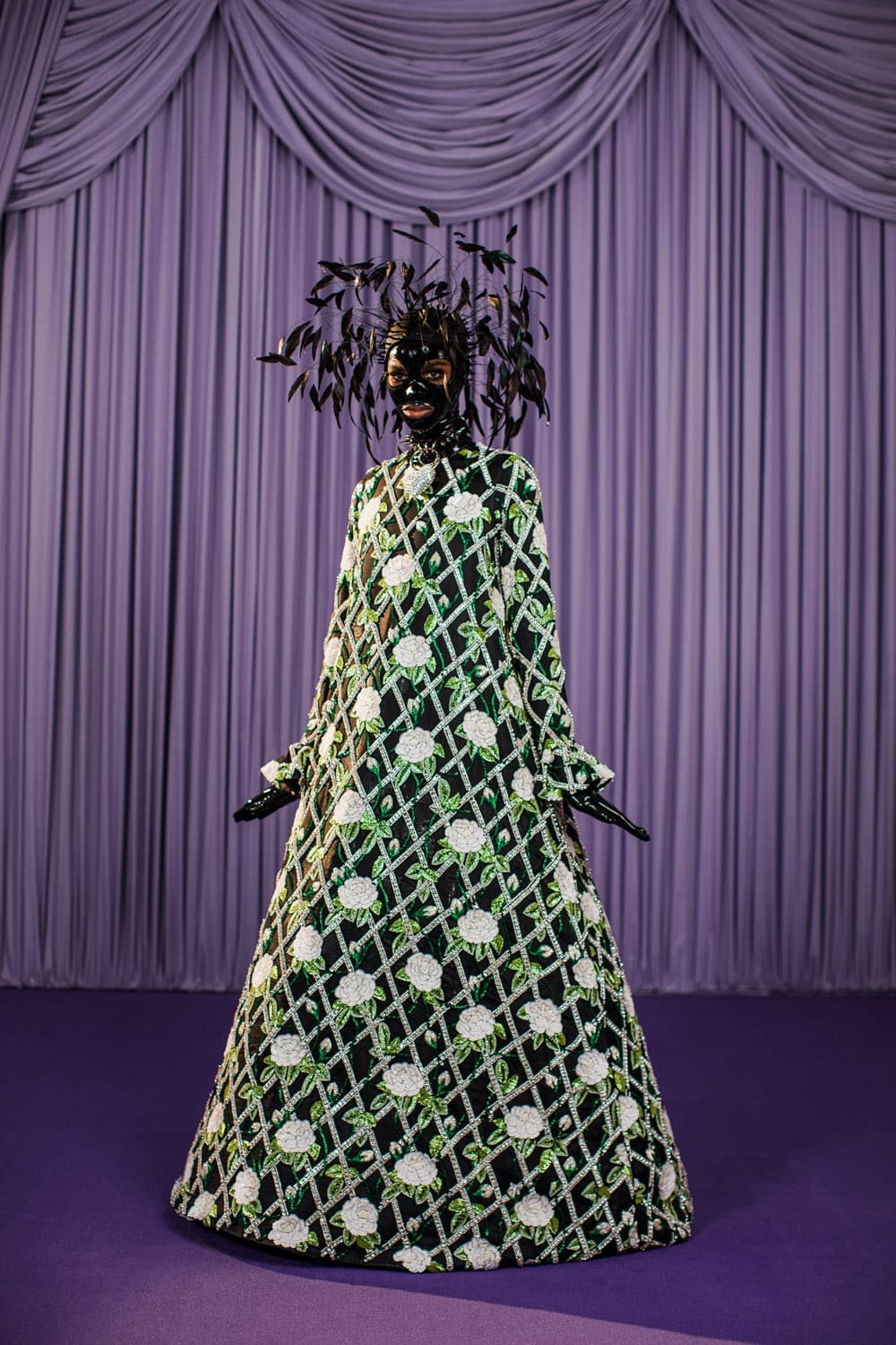 Richard Quinn Automne Hiver 2021-2022 par RUNWAY MAGAZINE