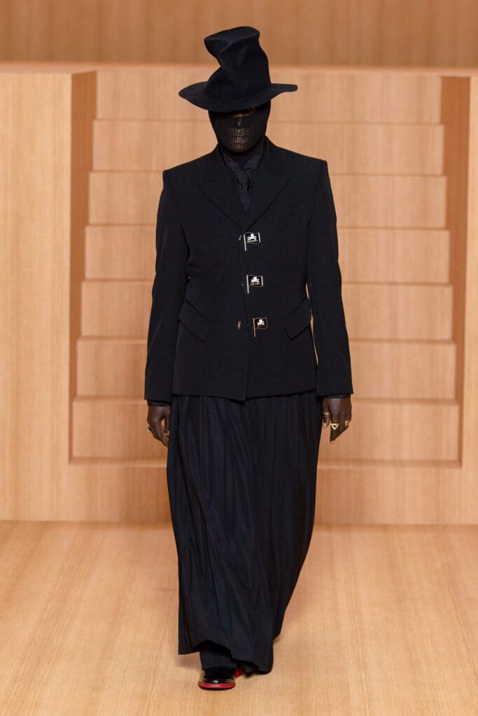 Louis Vuitton Spring Summer 2022 Men by RUNWAY MAGAZINE