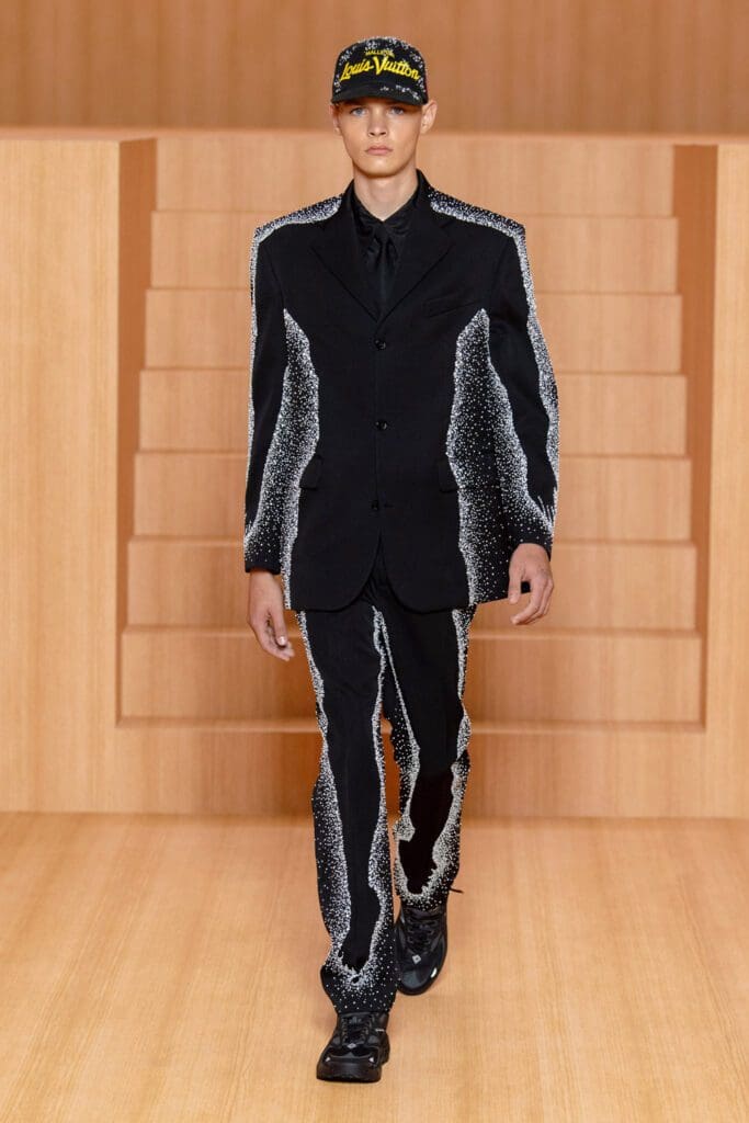 Louis Vuitton Spring Summer 2022 Men by RUNWAY MAGAZINE
