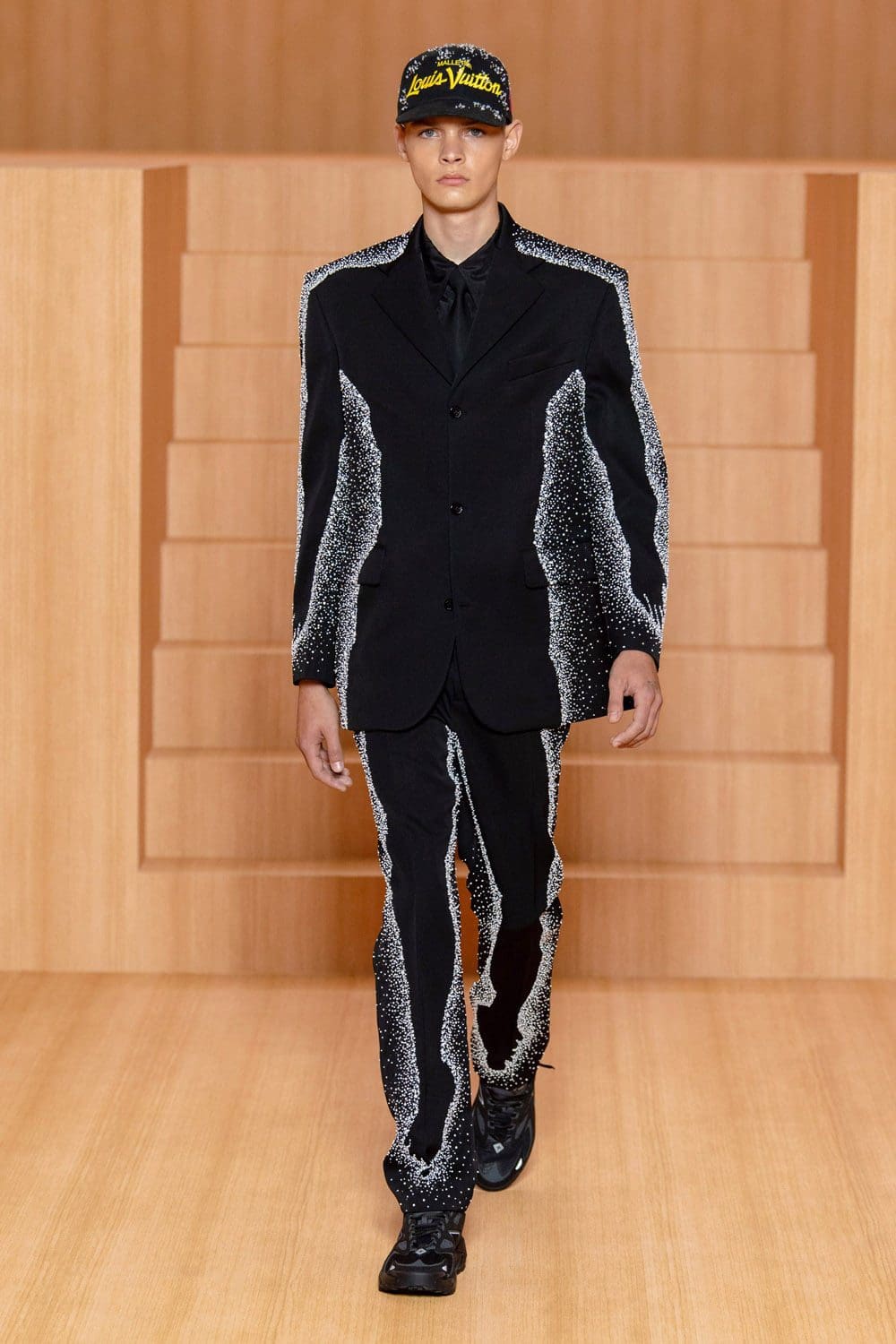 Louis Vuitton Spring Summer 2022 Men by RUNWAY MAGAZINE
