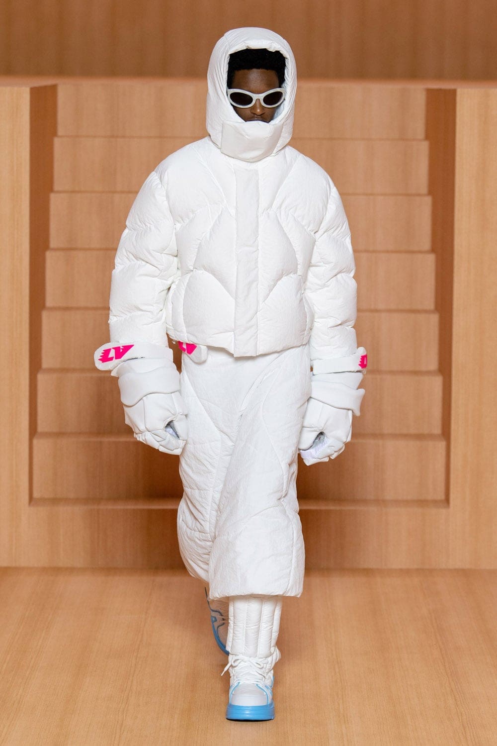 Louis Vuitton Spring Summer 2022 Men by RUNWAY MAGAZINE