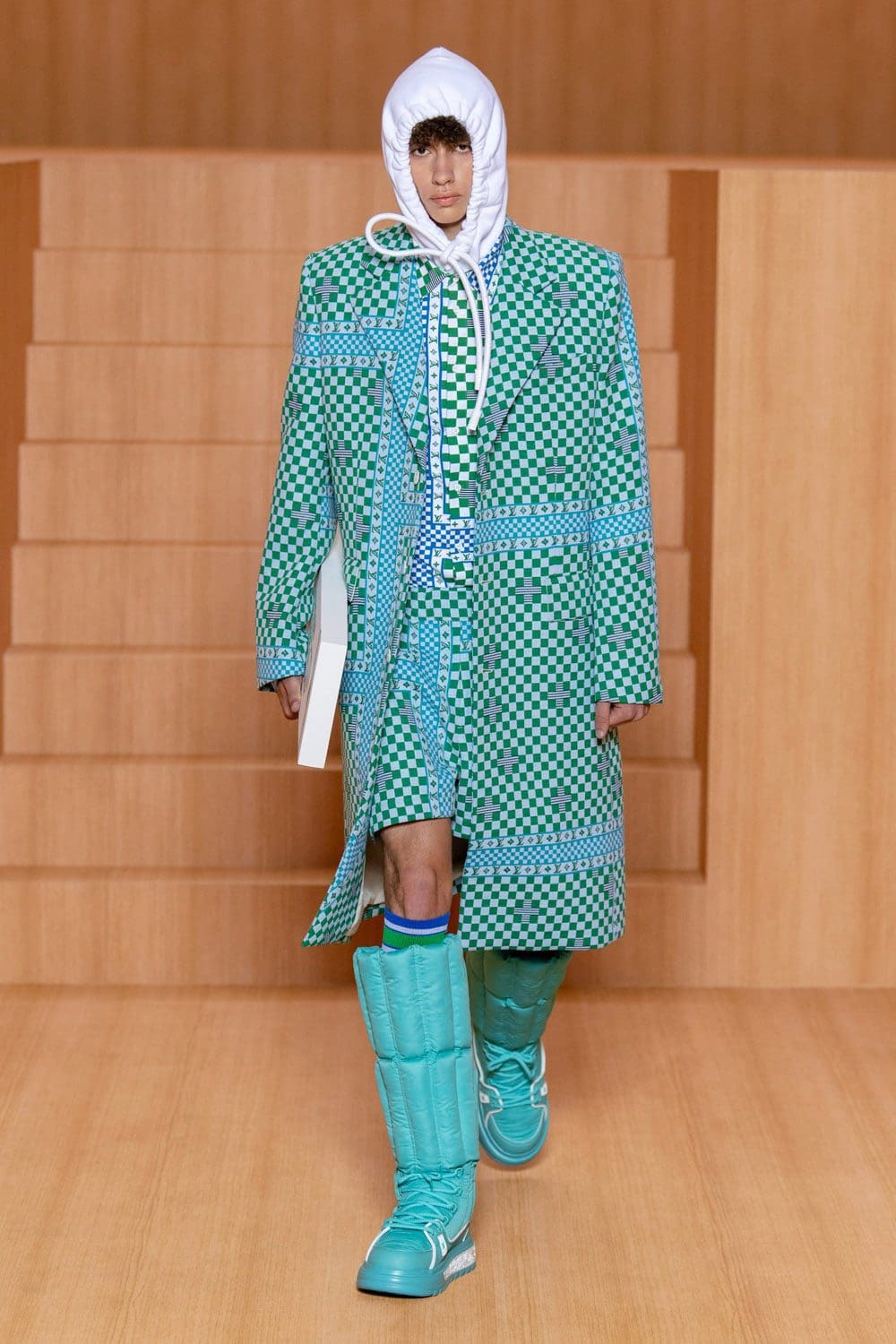Louis Vuitton Spring Summer 2022 Men by RUNWAY MAGAZINE