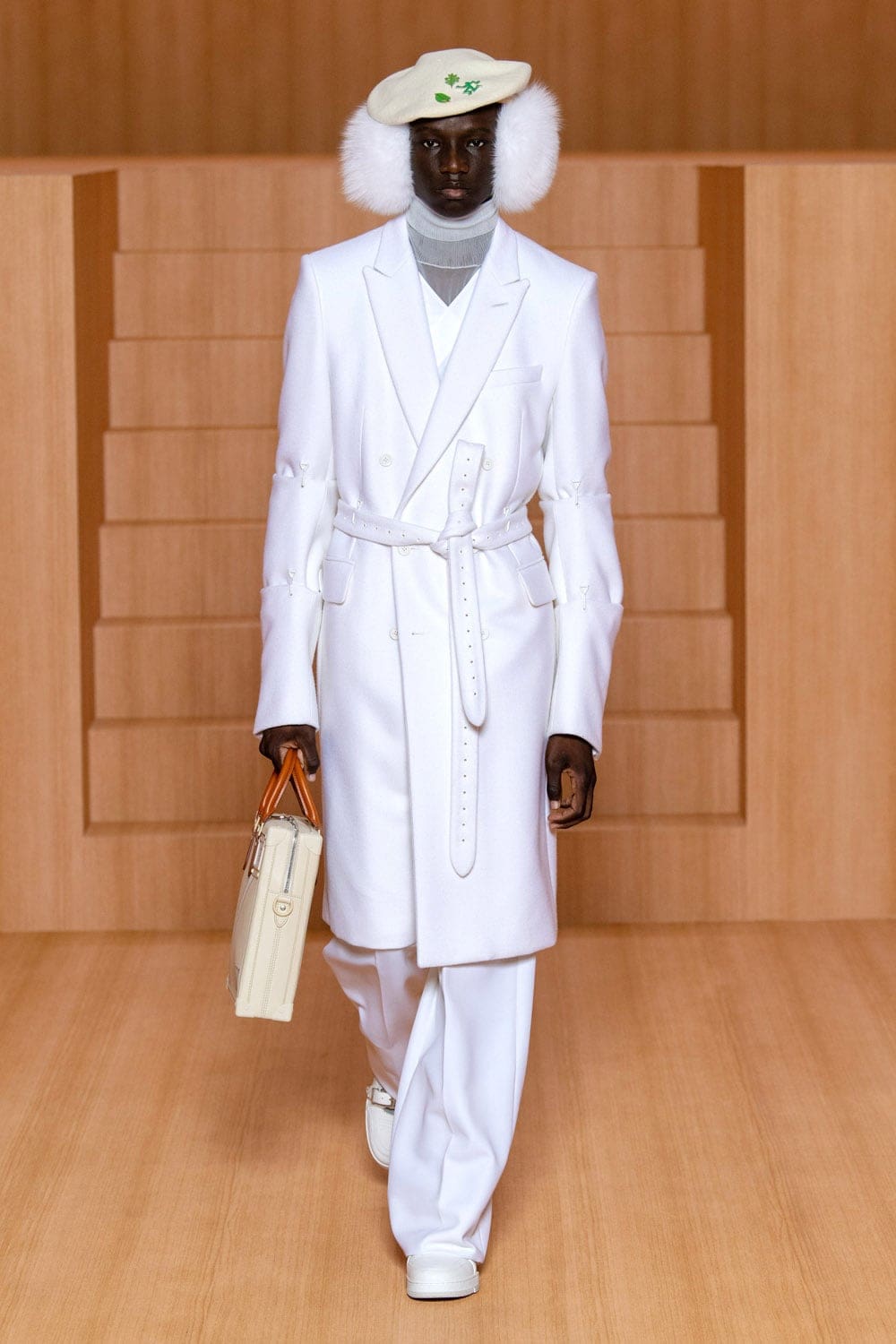 Louis Vuitton Spring Summer 2022 Men by RUNWAY MAGAZINE