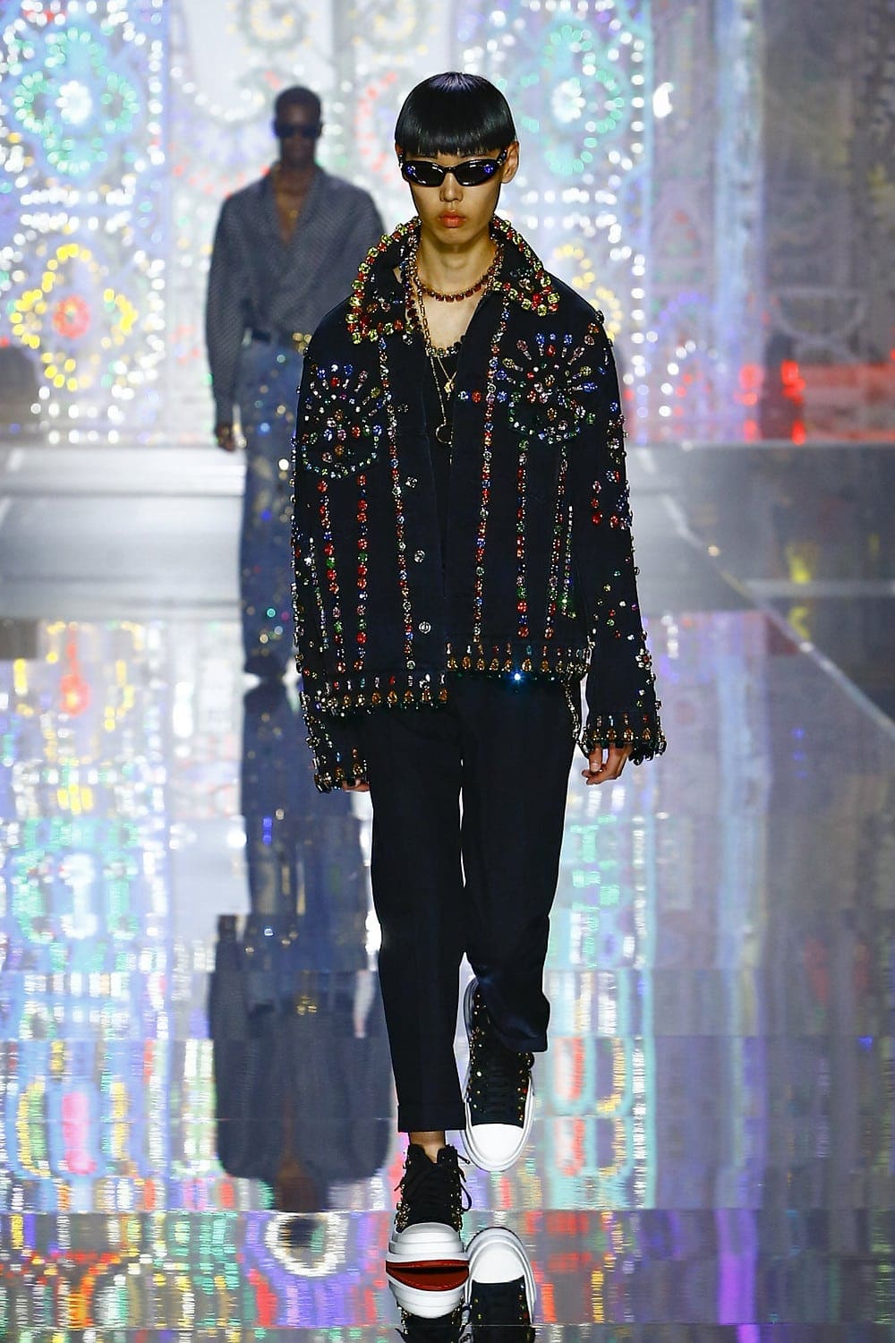 Dolce Gabbana Uomo Primavera Estate 2022 Light Therapy by RUNWAY MAGAZINE