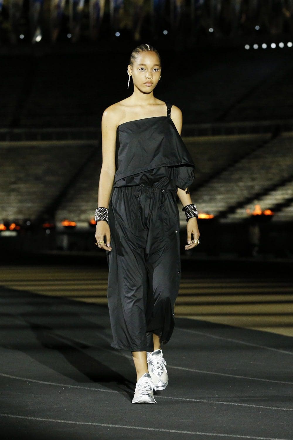 Dior Cruise 2022 Resort por RUNWAY MAGAZINE