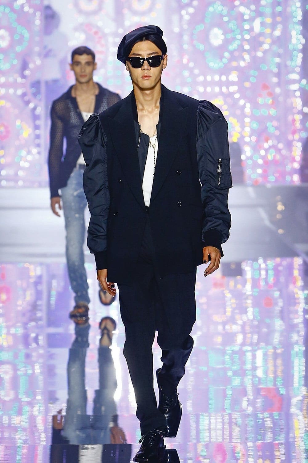 Dolce Gabbana Uomo Primavera Estate 2022 Light Therapy by RUNWAY MAGAZINE
