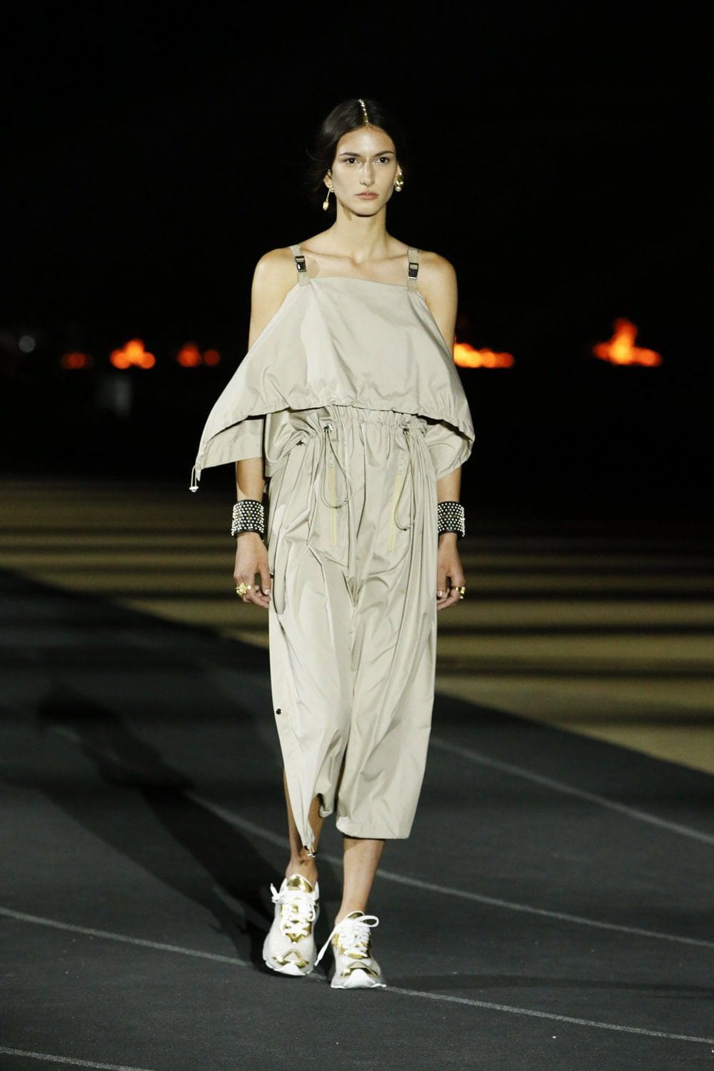 Dior Cruise 2022 Resort por RUNWAY MAGAZINE