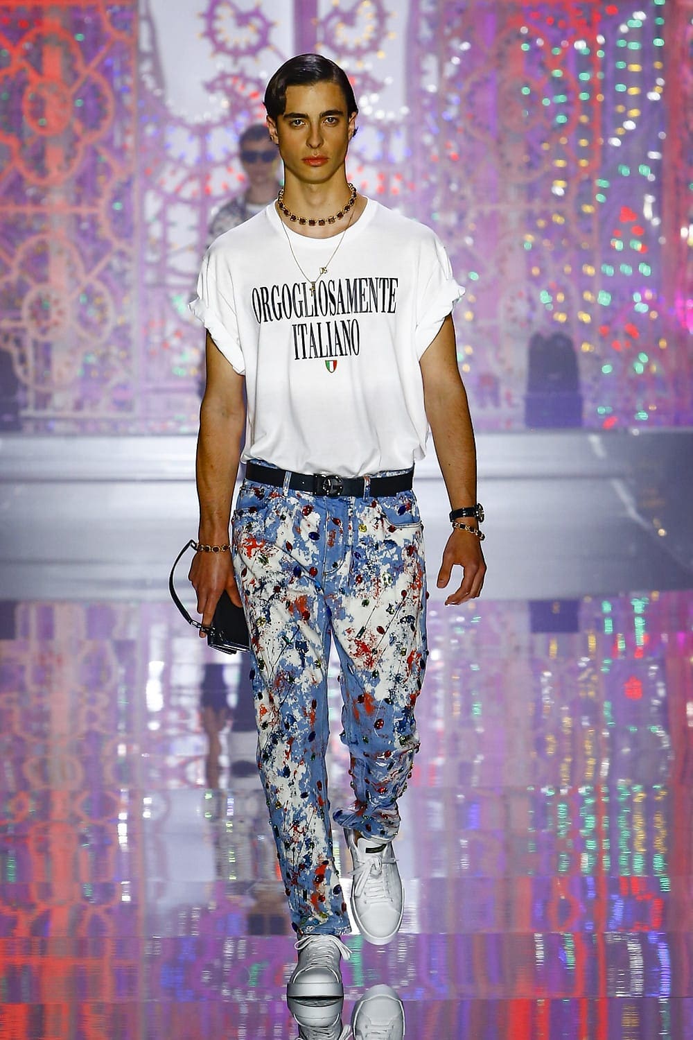 Dolce Gabbana Uomo Primavera Estate 2022 Light Therapy by RUNWAY MAGAZINE