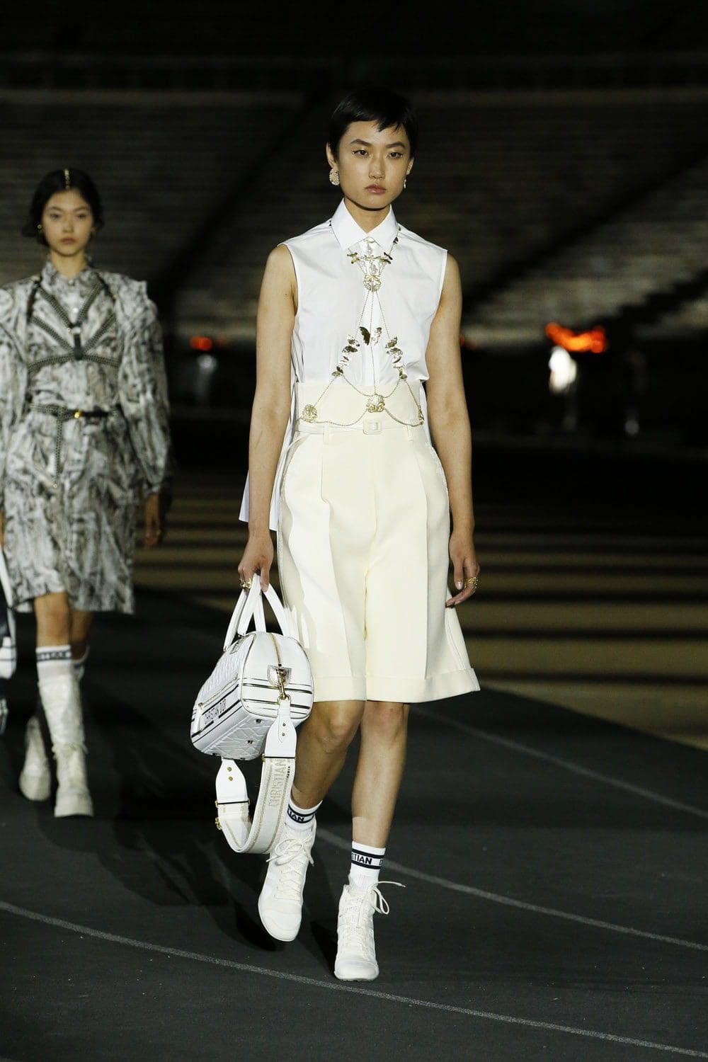 Dior Cruise 2022 Resort por RUNWAY MAGAZINE