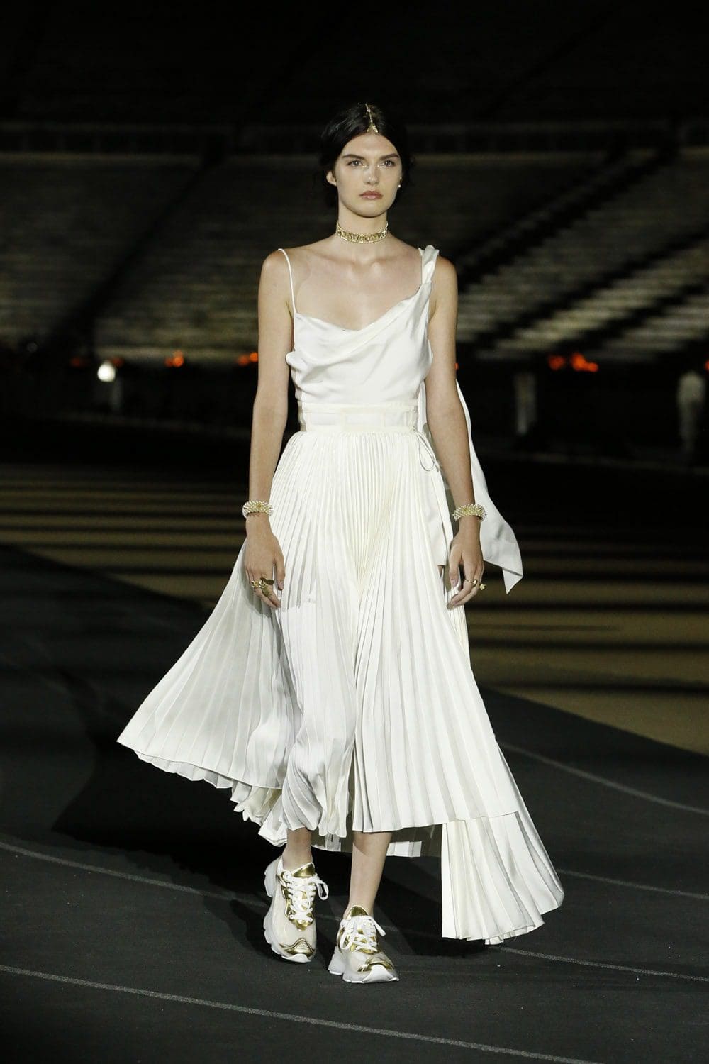 Dior Cruise 2022 Resort por RUNWAY MAGAZINE