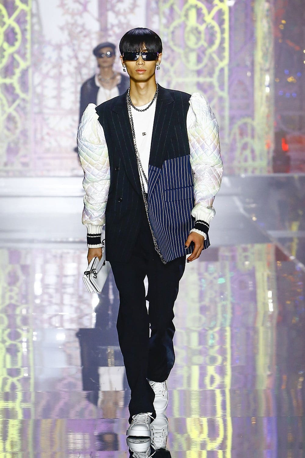 Dolce Gabbana Uomo Primavera Estate 2022 Light Therapy by RUNWAY MAGAZINE
