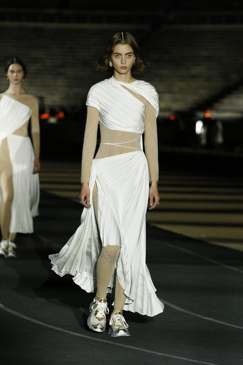 Dior Cruise 2022 Resort por RUNWAY MAGAZINE