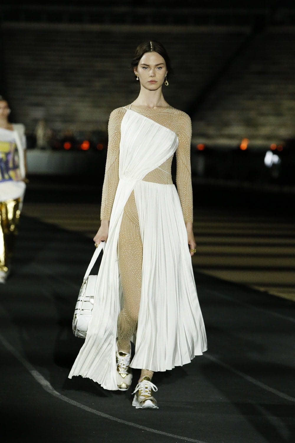 Dior Cruise 2022 Resort por RUNWAY MAGAZINE