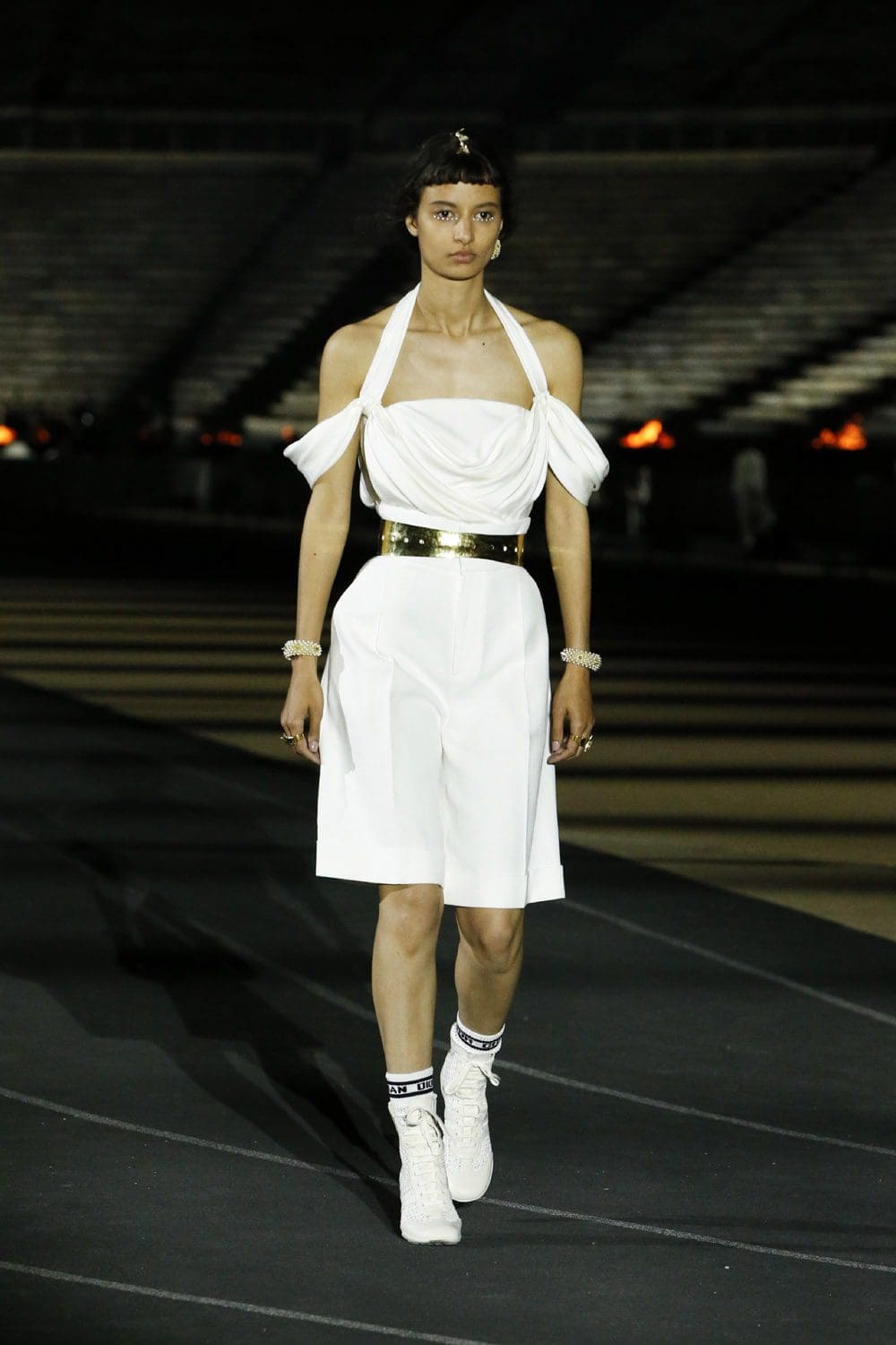 Dior Cruise 2022 Resort por RUNWAY MAGAZINE