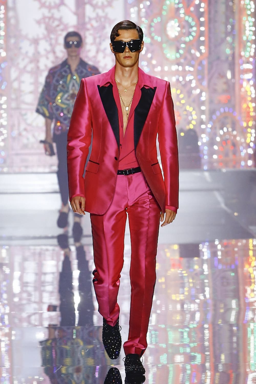 Dolce Gabbana Uomo Primavera Estate 2022 Light Therapy by RUNWAY MAGAZINE