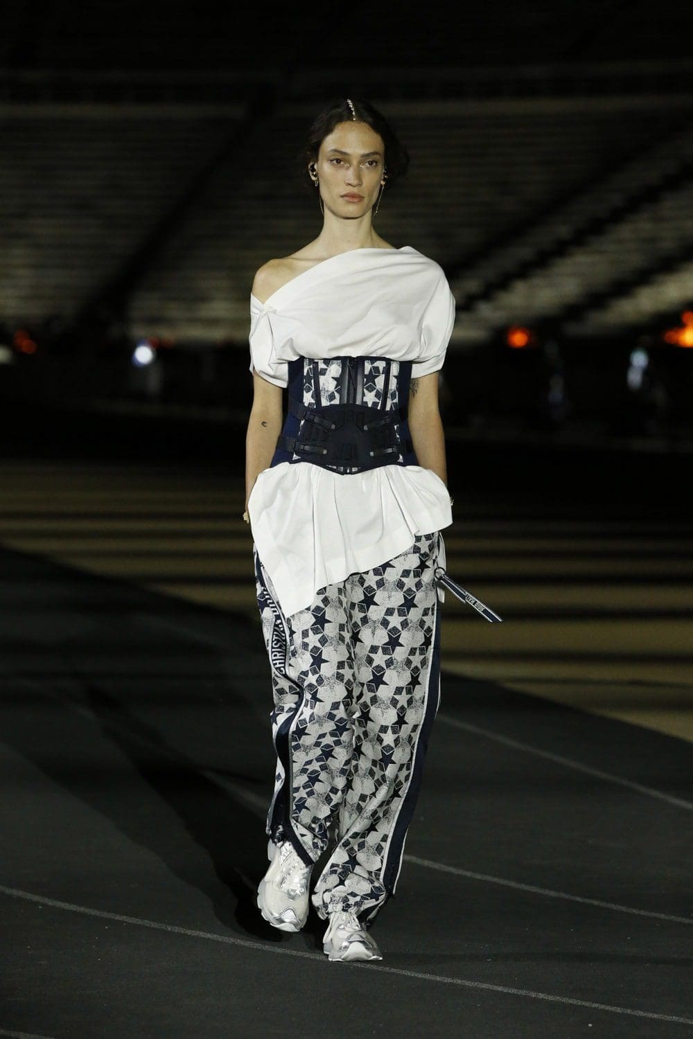 Dior Cruise 2022 Resort por RUNWAY MAGAZINE