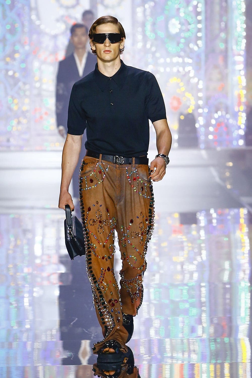 Dolce Gabbana Uomo Primavera Estate 2022 Light Therapy by RUNWAY MAGAZINE