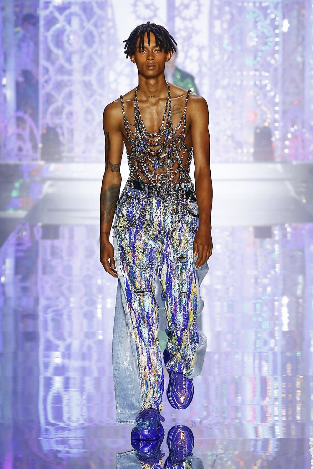 Dolce Gabbana Uomo Primavera Estate 2022 Light Therapy by RUNWAY MAGAZINE