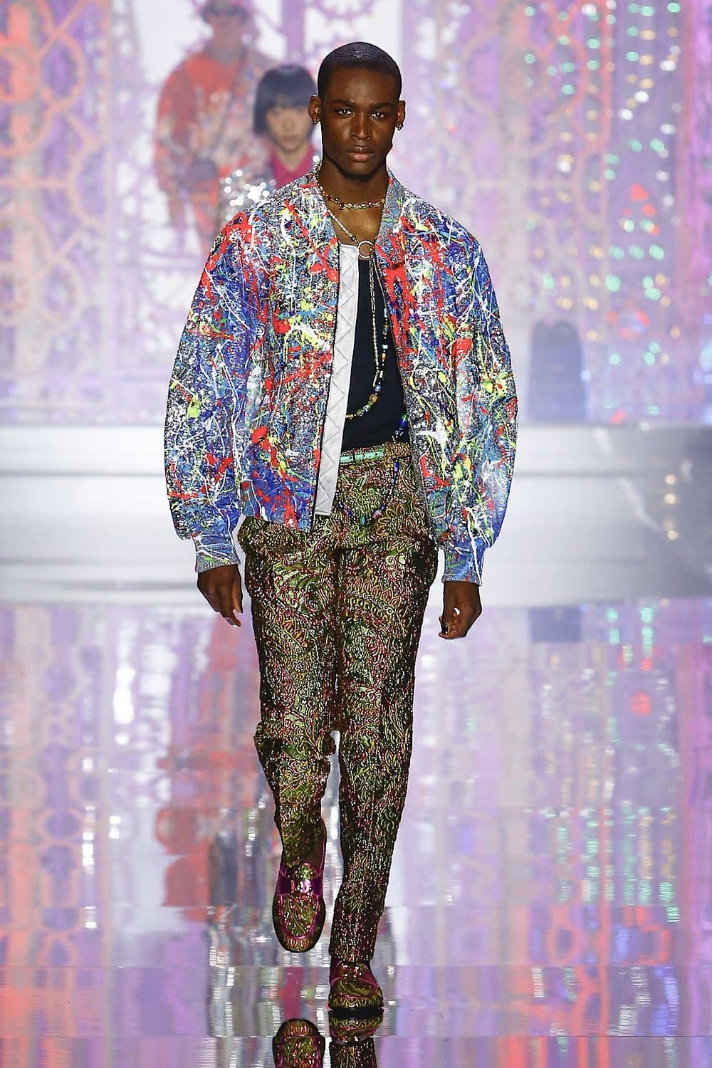 Dolce Gabbana Uomo Primavera Estate 2022 Light Therapy by RUNWAY MAGAZINE