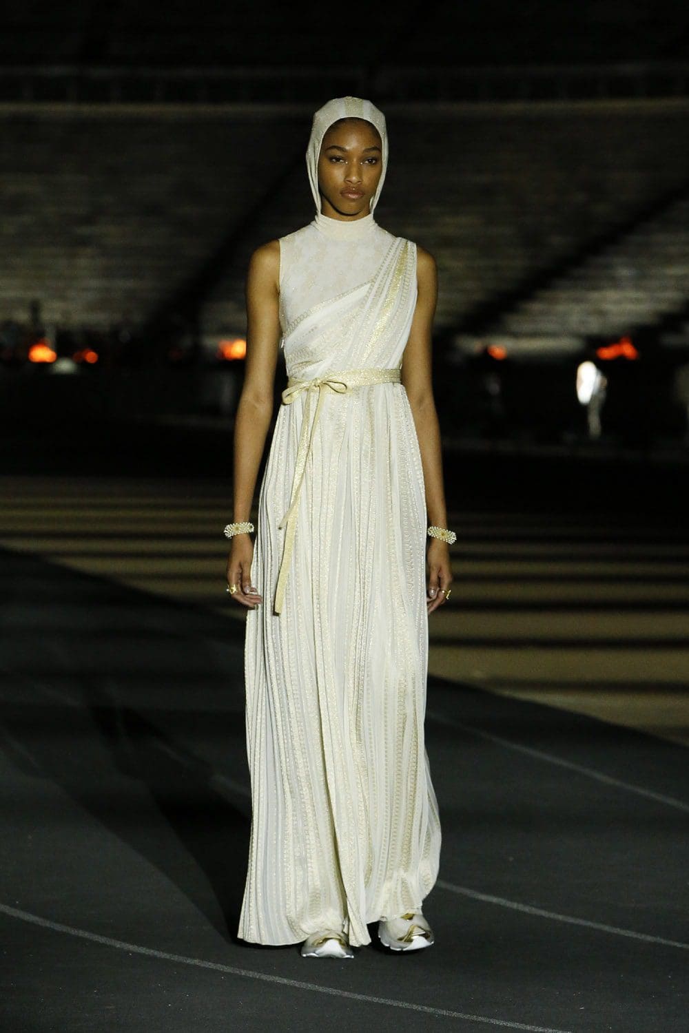 Dior Cruise 2022 Resort por RUNWAY MAGAZINE
