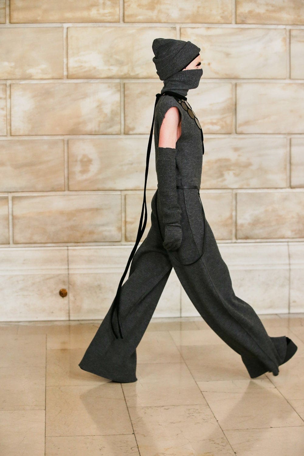 Marc Jacobs Automne Hiver 2021-2022 par RUNWAY MAGAZINE