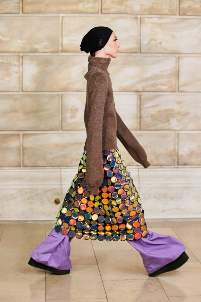 Marc Jacobs Fall Winter 2021-2022 by RUNWAY MAGAZINE