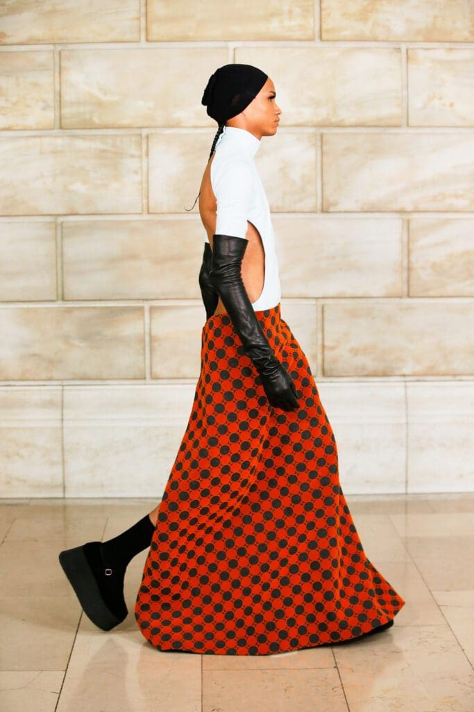 Marc Jacobs Fall Winter 2021-2022 by RUNWAY MAGAZINE