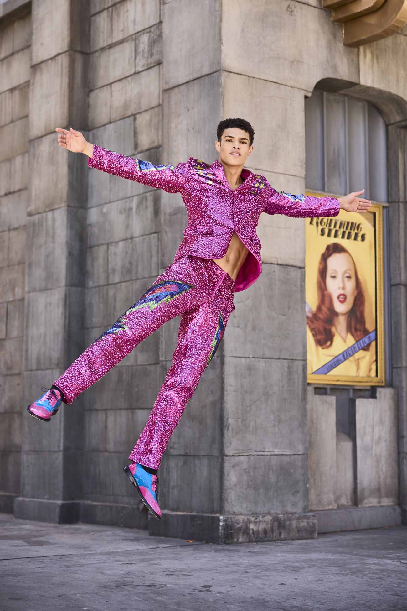 Moschino Spring Summer 2022 Men et Moschino Cruise 2022 Resort by RUNWAY MAGAZINE